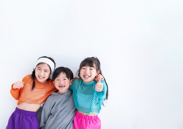 ダンススクールのホームページデザイン15選【ホームページ制作会社が厳選】